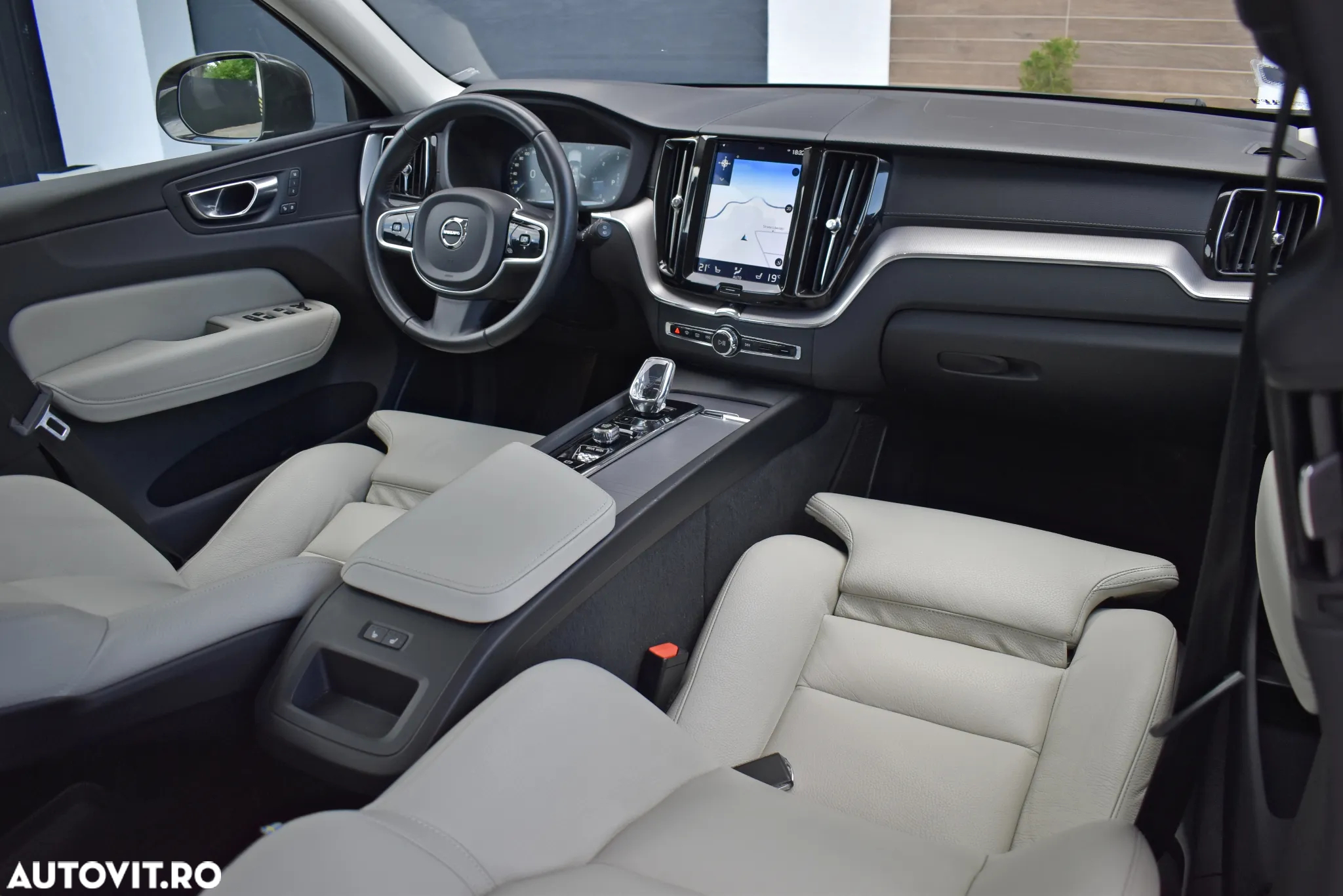 Volvo XC 60 B4 MHEV AT8 AWD Inscription - 6