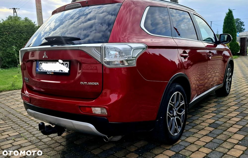 Mitsubishi Outlander 2.0 4WD CVT Top - 4