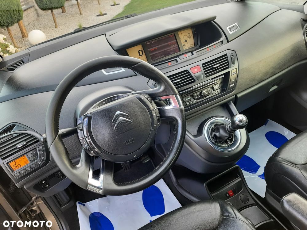 Citroën C4 Picasso 1.6 HDi Impress - 15