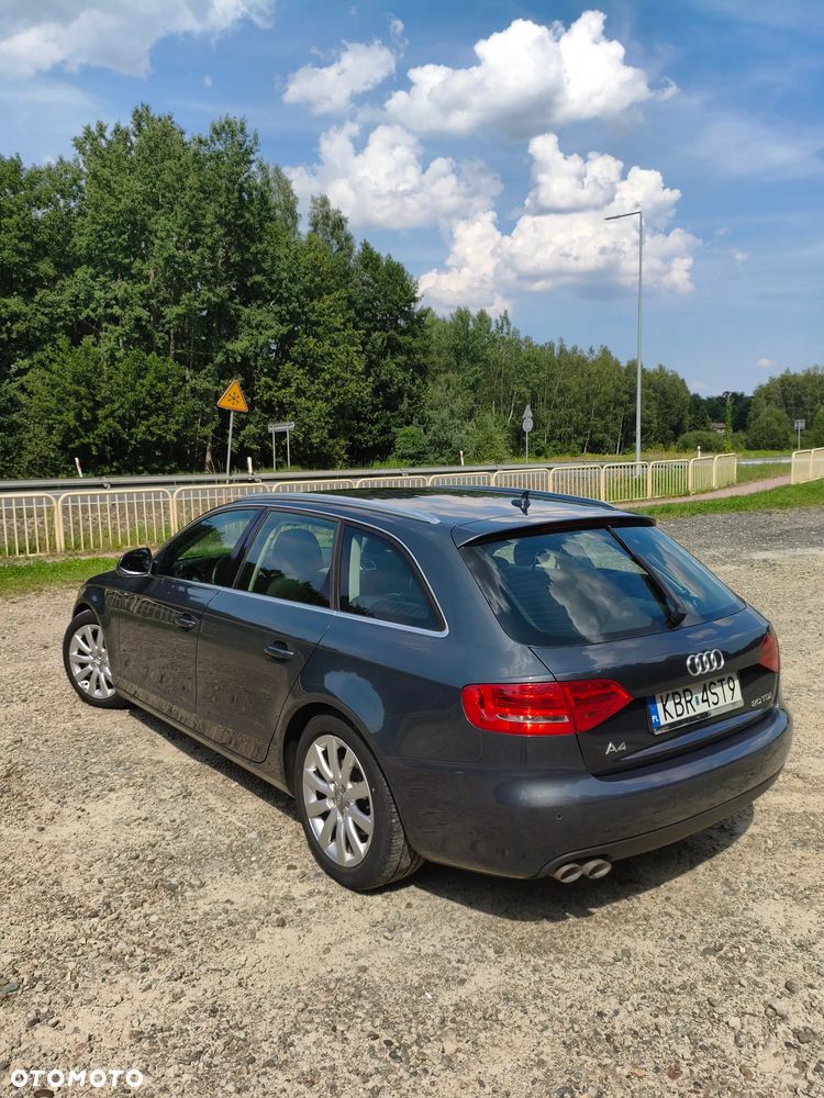 Audi A4 Avant 2.0 TDI - 20