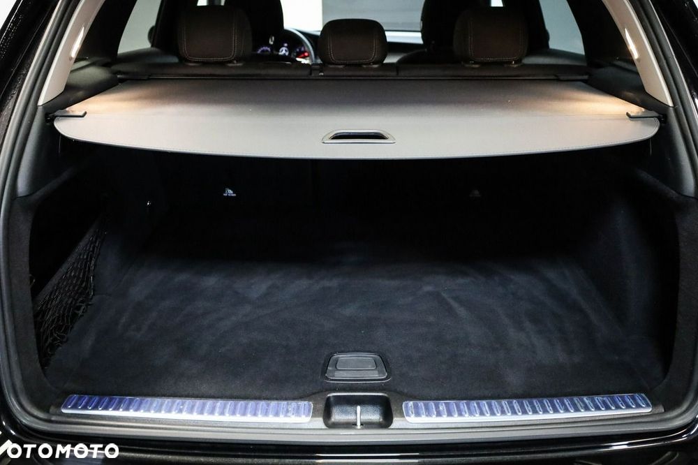 Mercedes-Benz GLC - 14