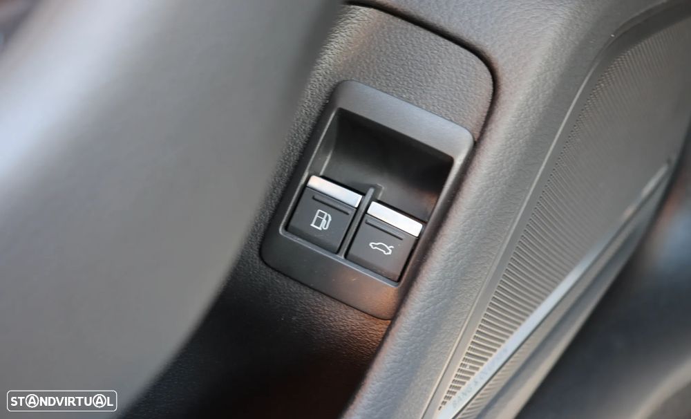 Audi A6 55 TFSI e quattro S tronic S line - 37