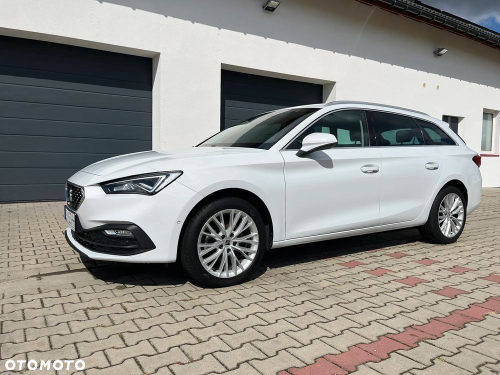 Seat Leon 1.5 eTSI Xcellence DSG - 3