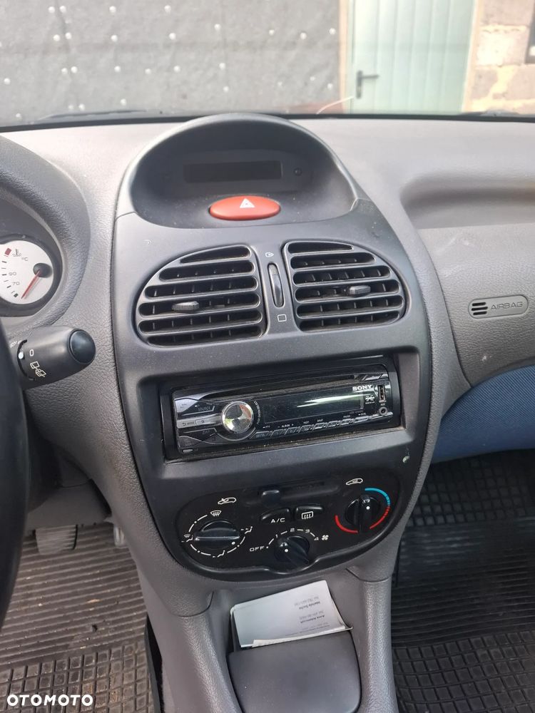 Peugeot 206 1.1 Mistral - 5
