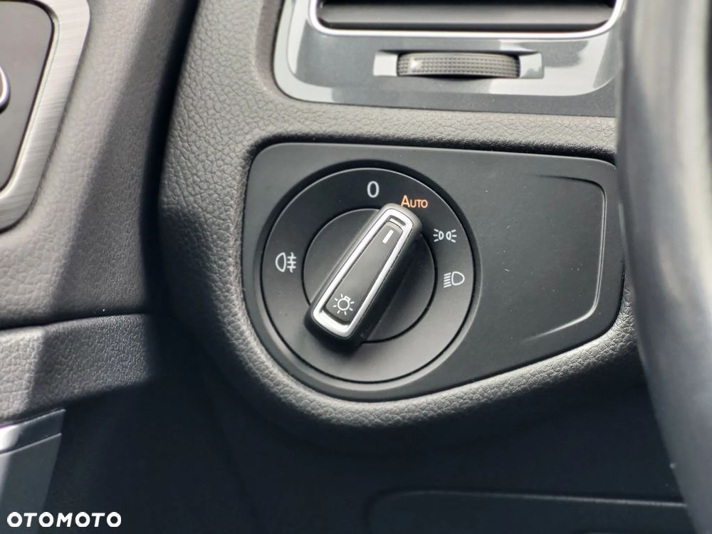 Volkswagen Golf 1.5 TSI BMT Evo Comfortline - 16