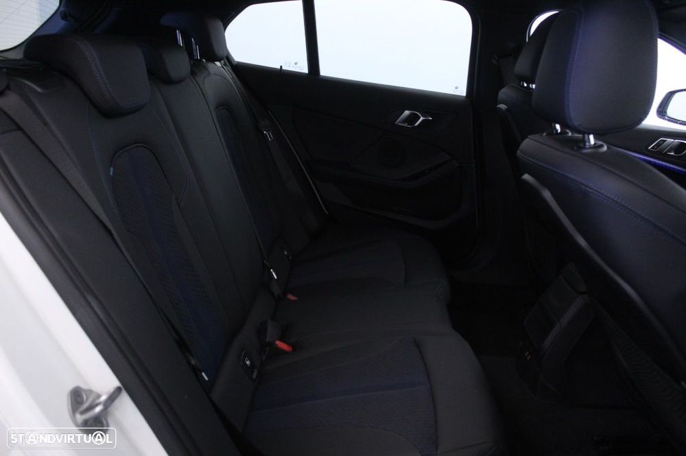 BMW 116 d Pack Desportivo M Auto - 15