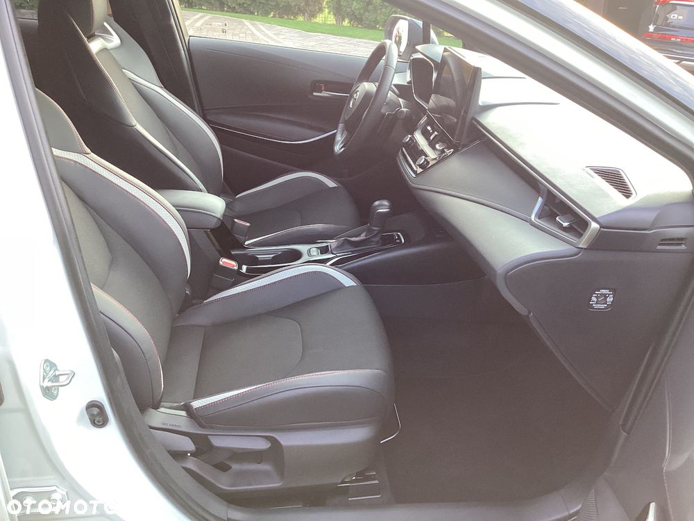 Toyota Corolla 2.0 Hybrid GR Sport - 21