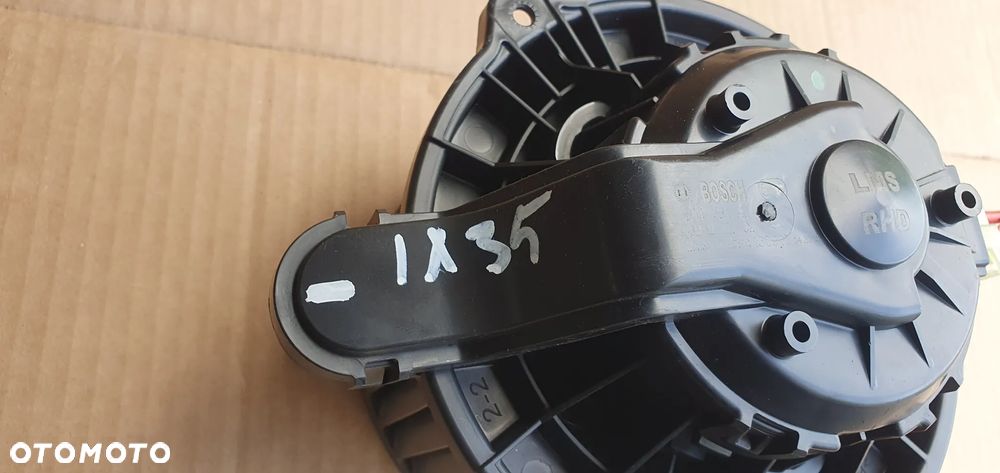 Wentylator silnik dmuchawy nagrzewnicy Hyundai ix35 F00S3B2442 - 8