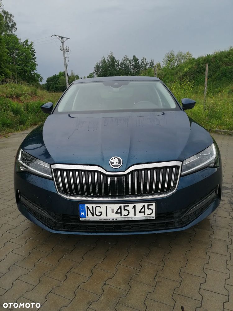 Skoda Superb 2.0 TDI Ambition DSG - 6