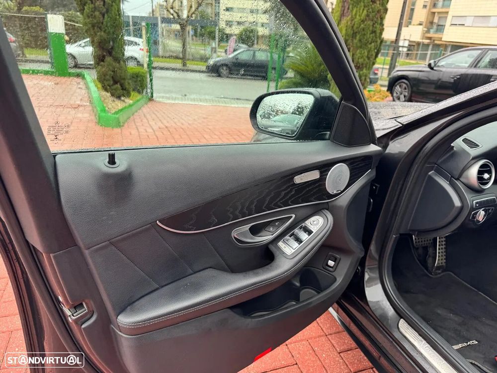 Mercedes-Benz C 220 d AMG Line - 37