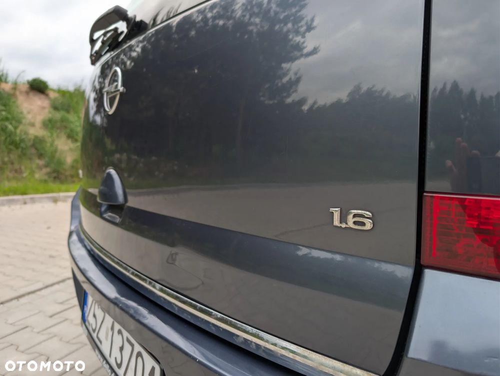 Opel Meriva 1.6 Enjoy - 25