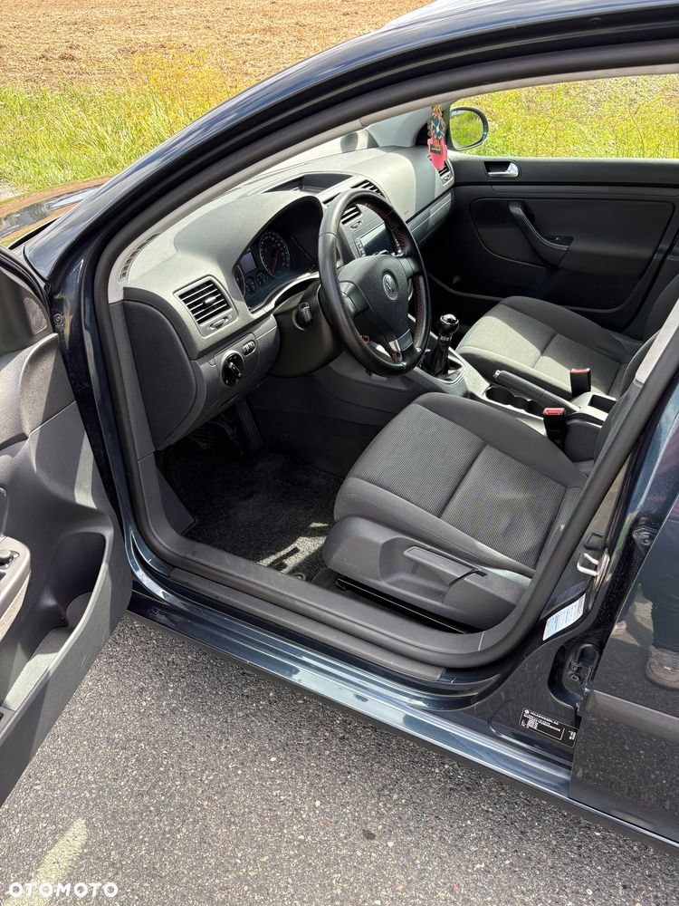 Volkswagen Golf 1.6 Trendline - 11