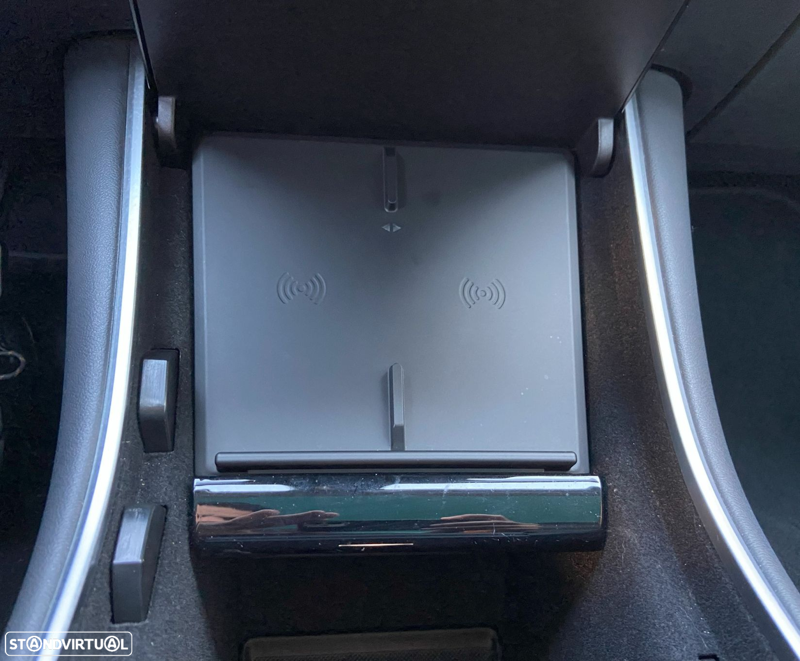 Tesla Model 3 Long-Range Dual Motor AWD - 24