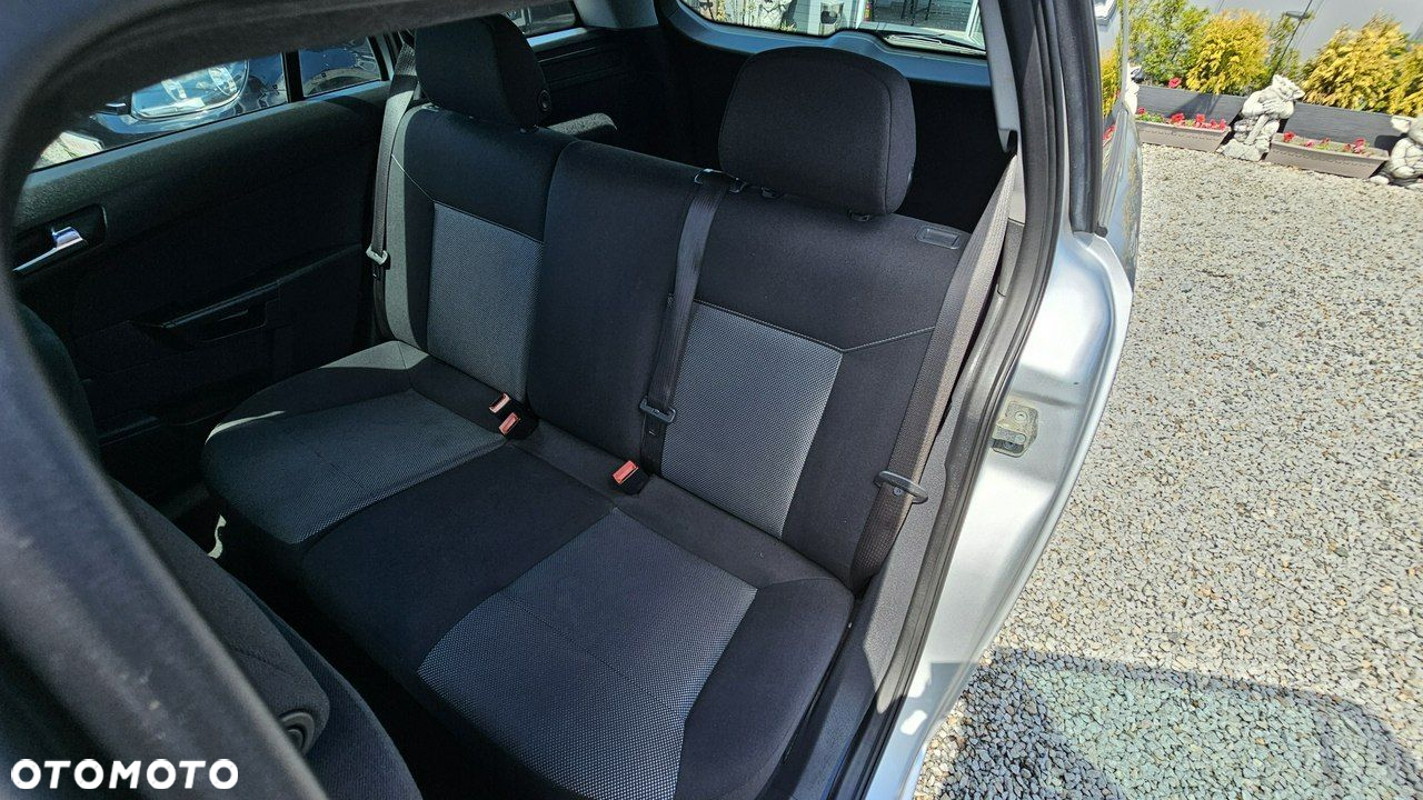 Opel Astra - 23