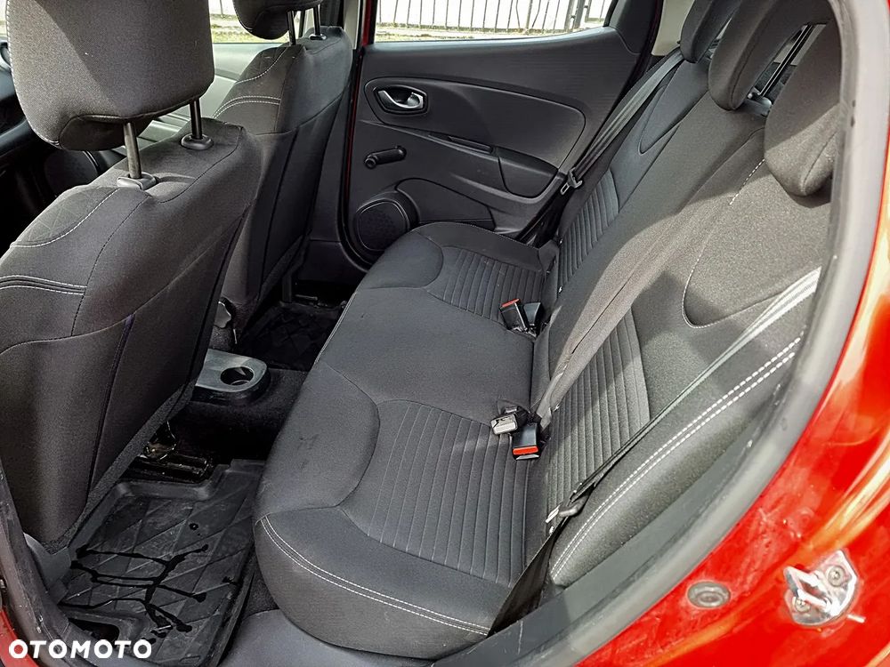 Renault Clio 1.2 16V 75 LIMITED - 20