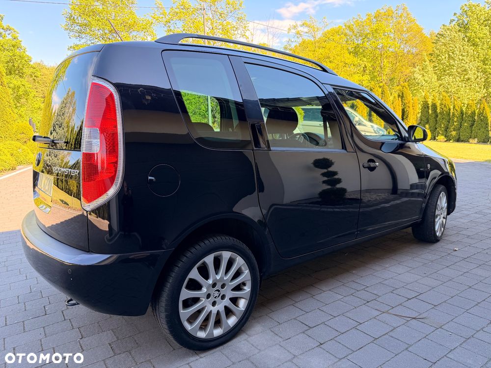 Skoda Roomster 1.2 TSI Ambition PLUS EDITION - 7