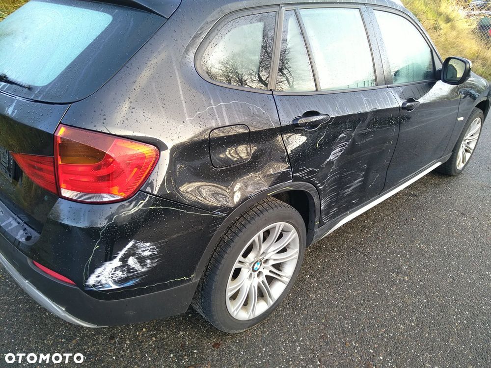 BMW X1 sDrive18d - 11