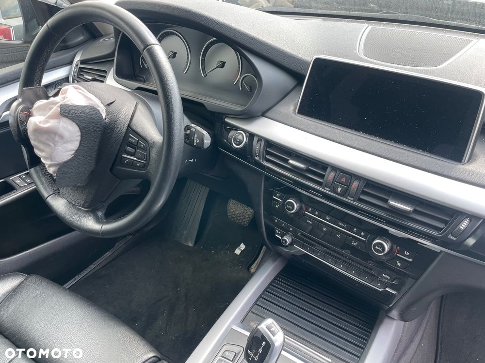 BMW X5 xDrive30d Sport-Aut - 8