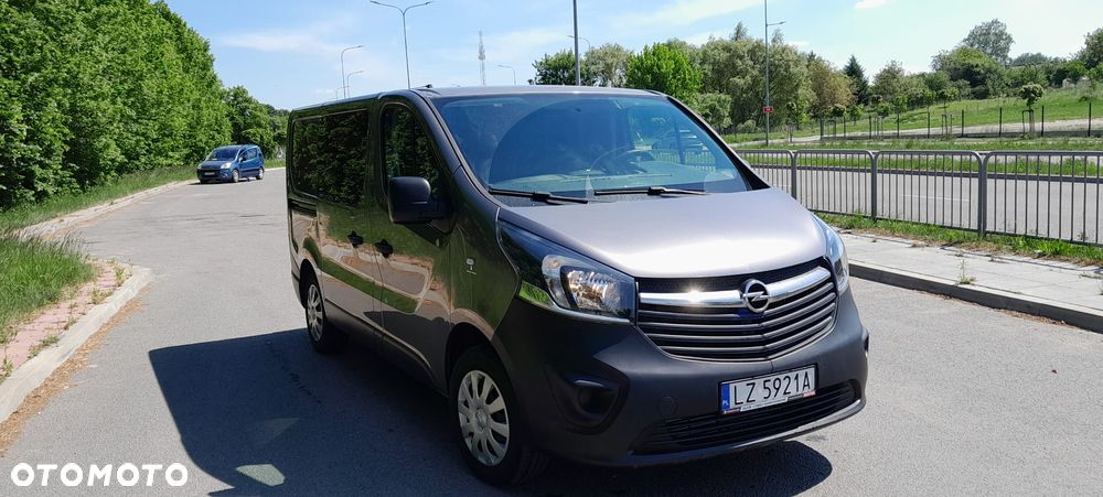 Opel vivaro - 6