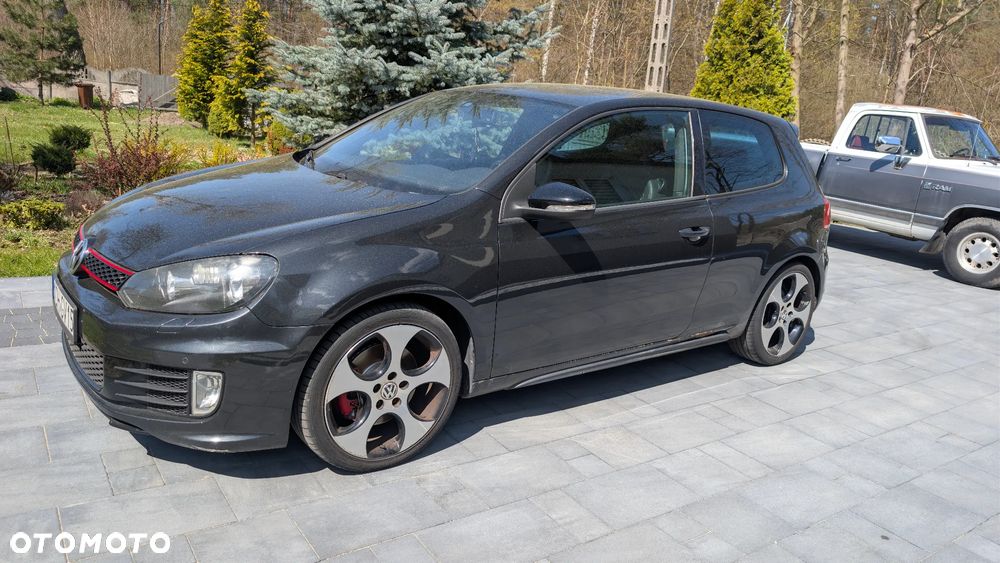 Volkswagen Golf 2.0 GTI - 8
