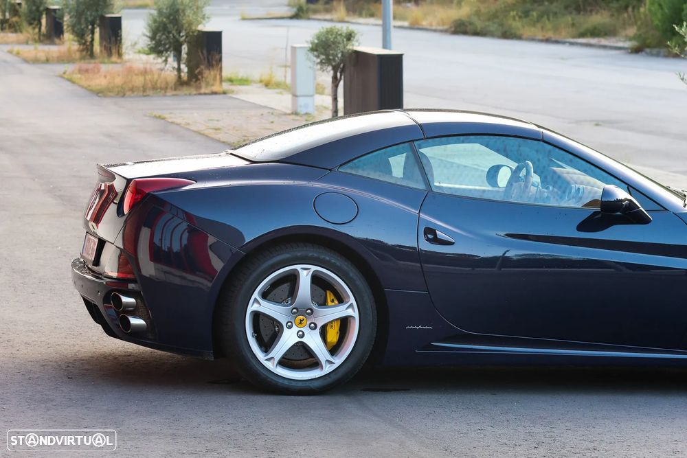 Ferrari California F1 - 15