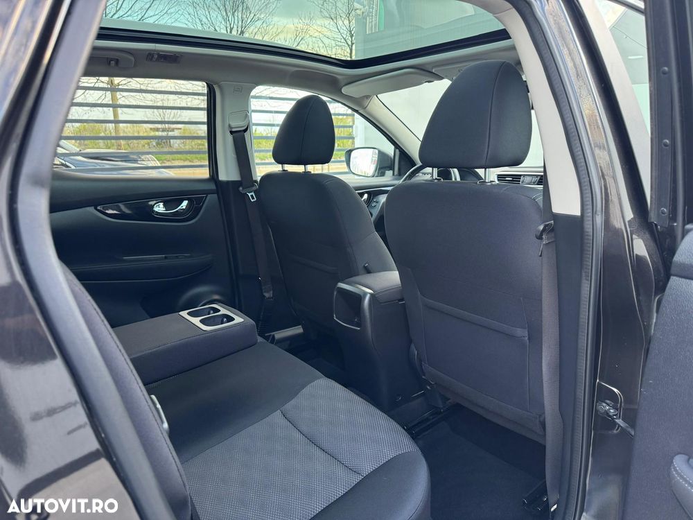 Nissan Qashqai 1.6 DCI Xtronic TEKNA - 18