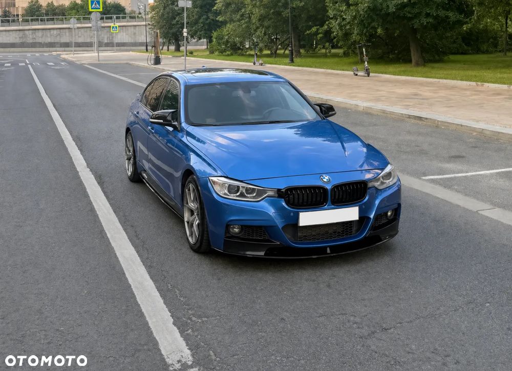 BMW Seria 3 335i - 1