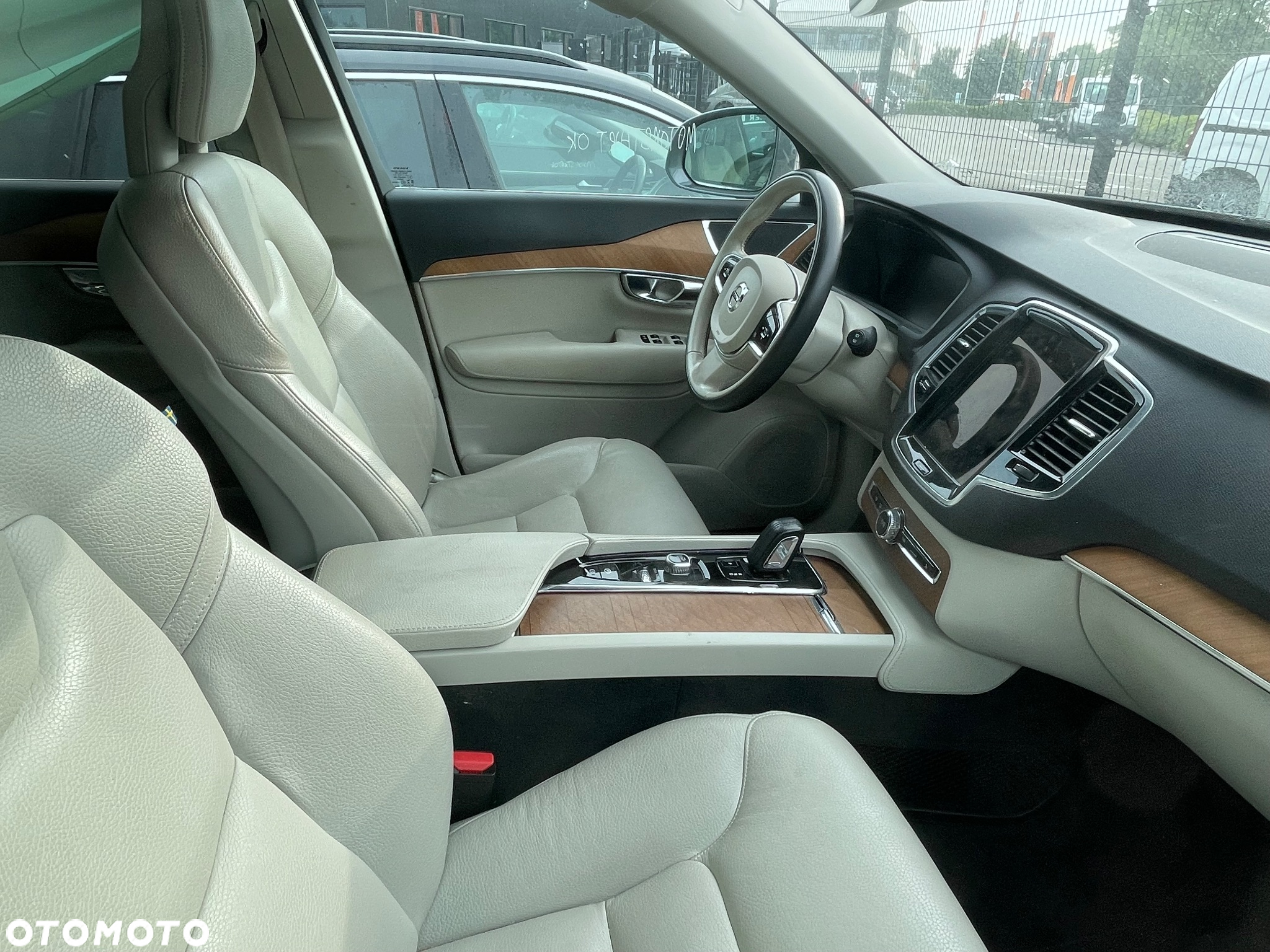 Volvo XC 90 - 5