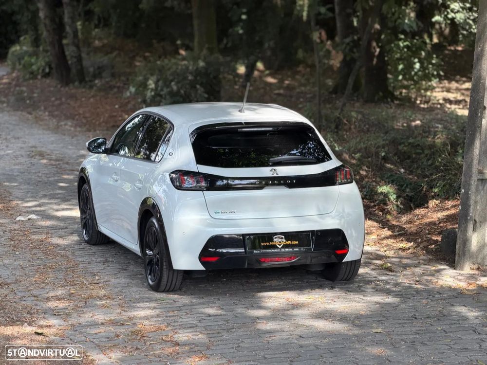 Peugeot e-208 50 kWh Allure Pack - 50