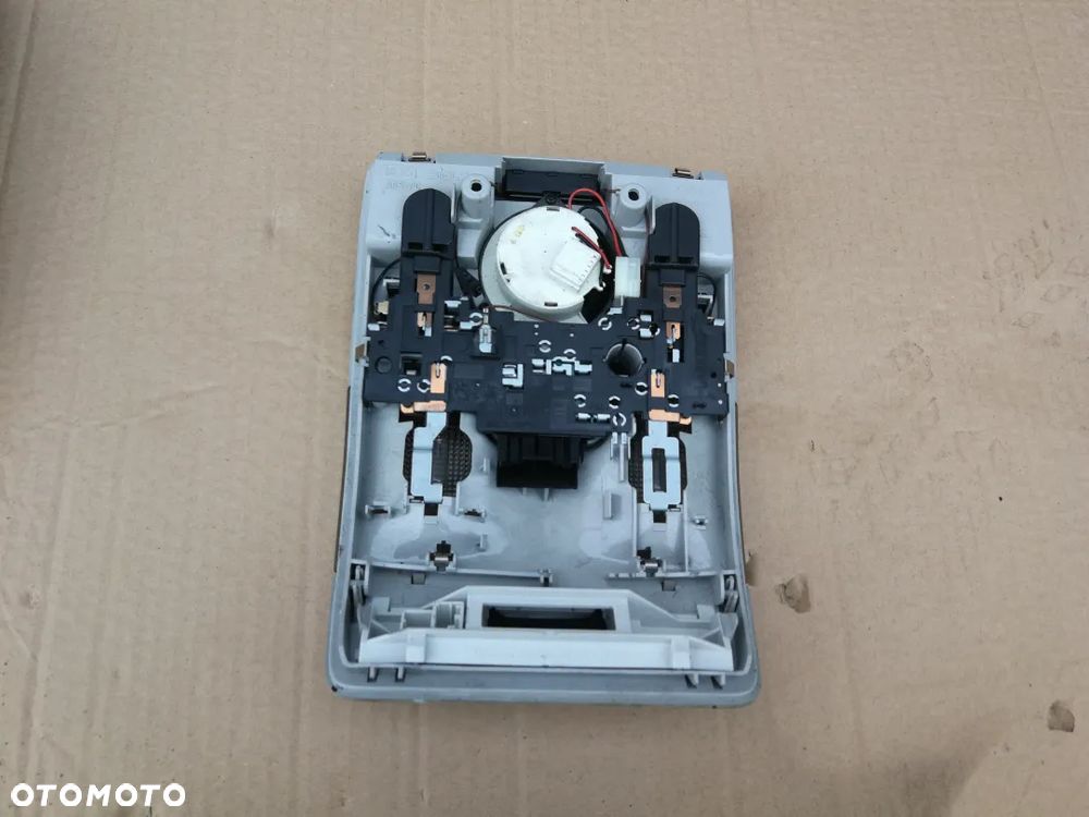 Audi A3 8P lampka oświetleni Kabiny diody szyberdach - 4