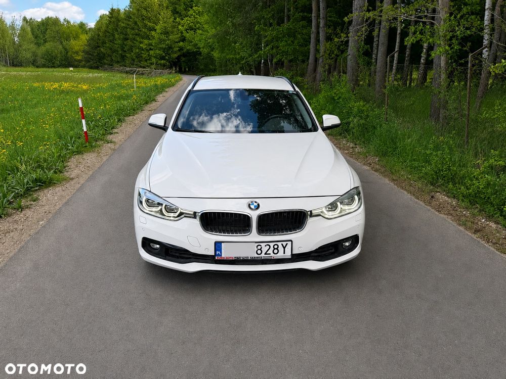BMW Seria 3 318i - 2