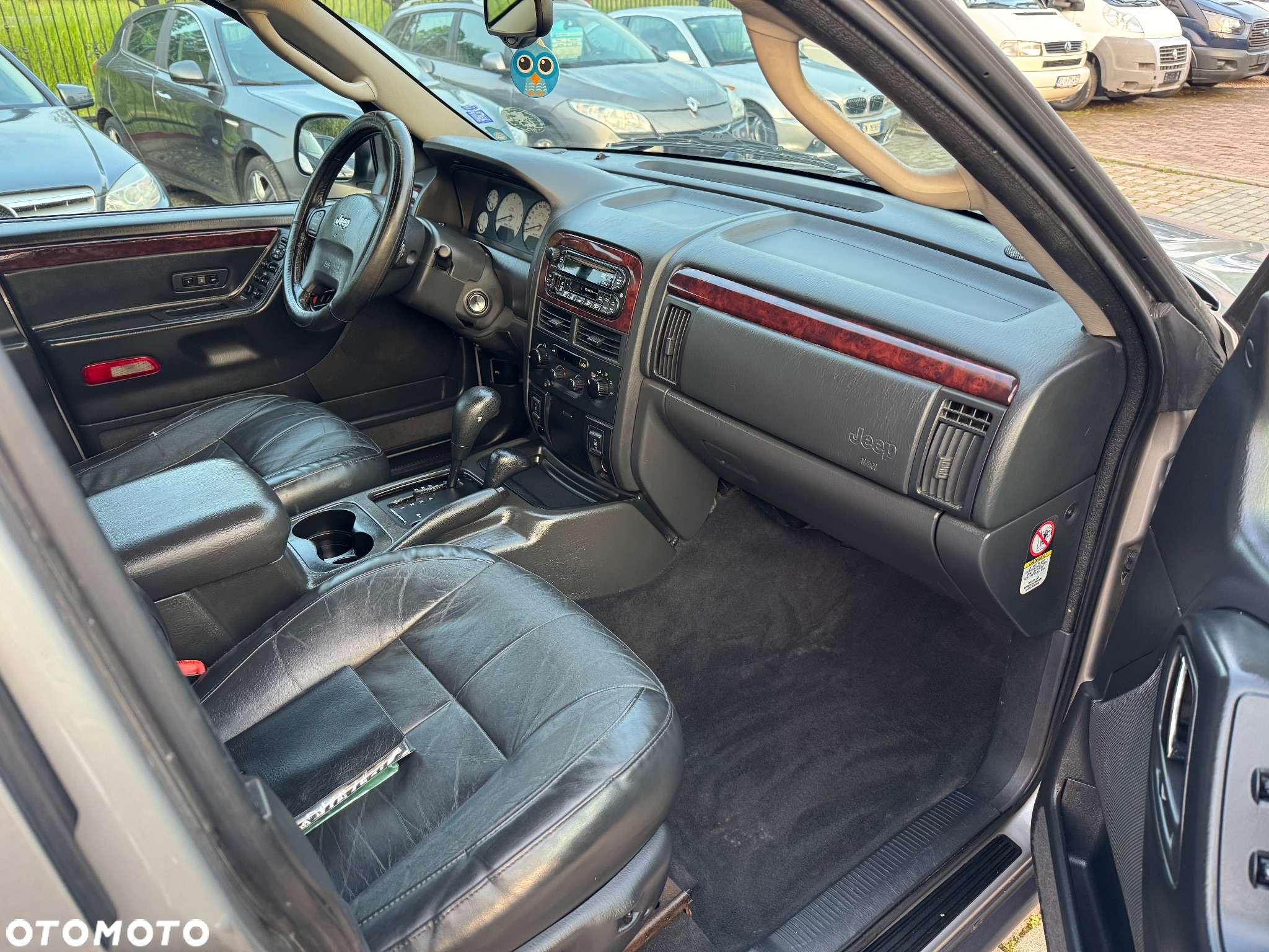 Jeep Grand Cherokee - 18