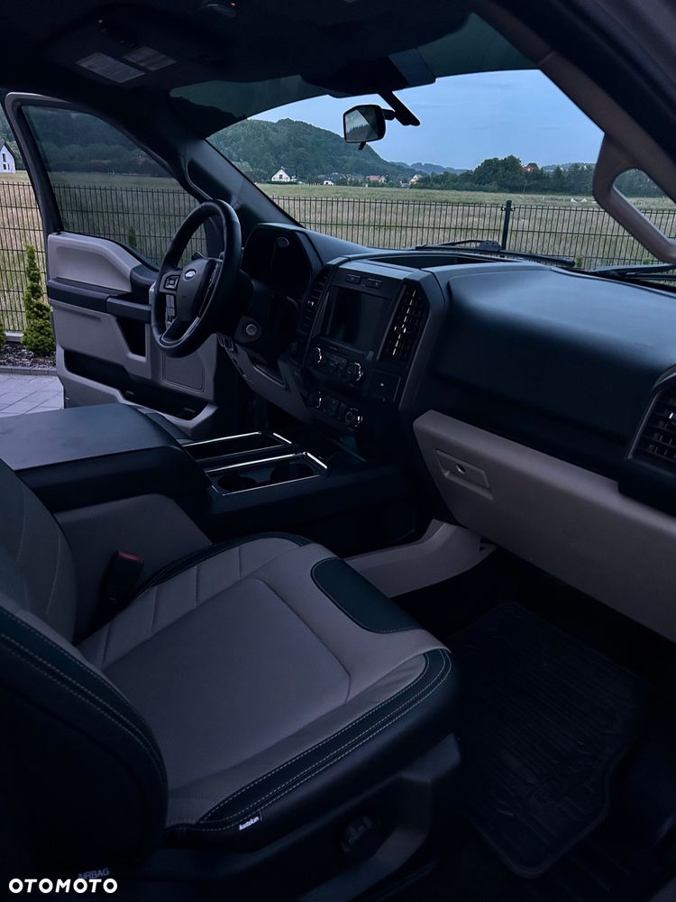 Ford F150 - 12