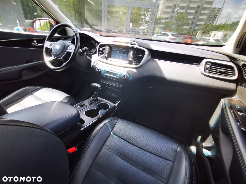 Kia Sorento - 8