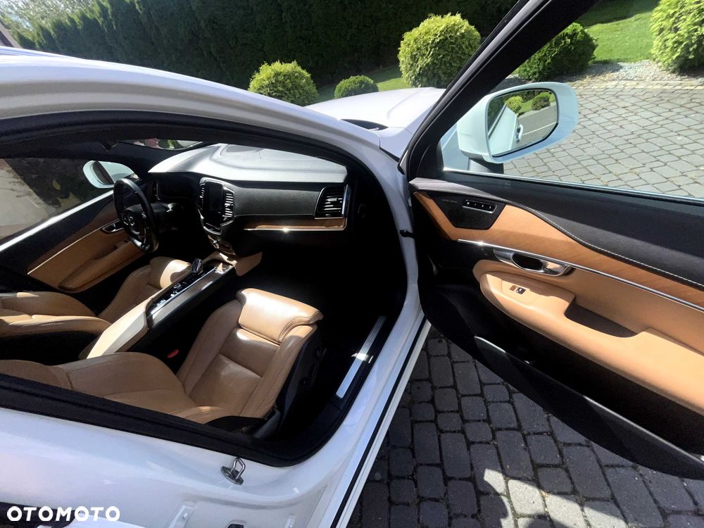 Volvo XC 90 - 3