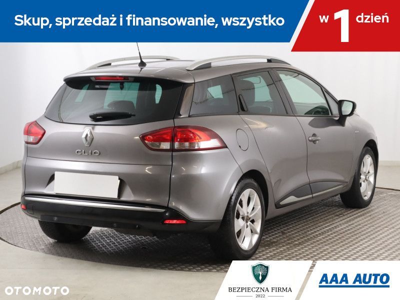 Renault Clio - 7