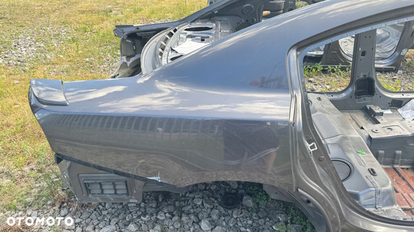 P5 DODGE CHARGER 2017 5.7 V8 BŁOTNIK PRAWY TYŁ ĆWIARTKA TYLNA ORYGINAŁ PAU