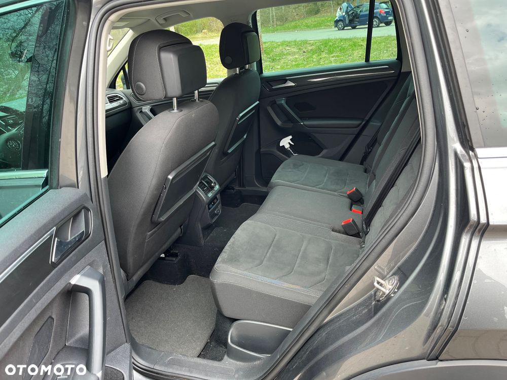 Volkswagen Tiguan - 8