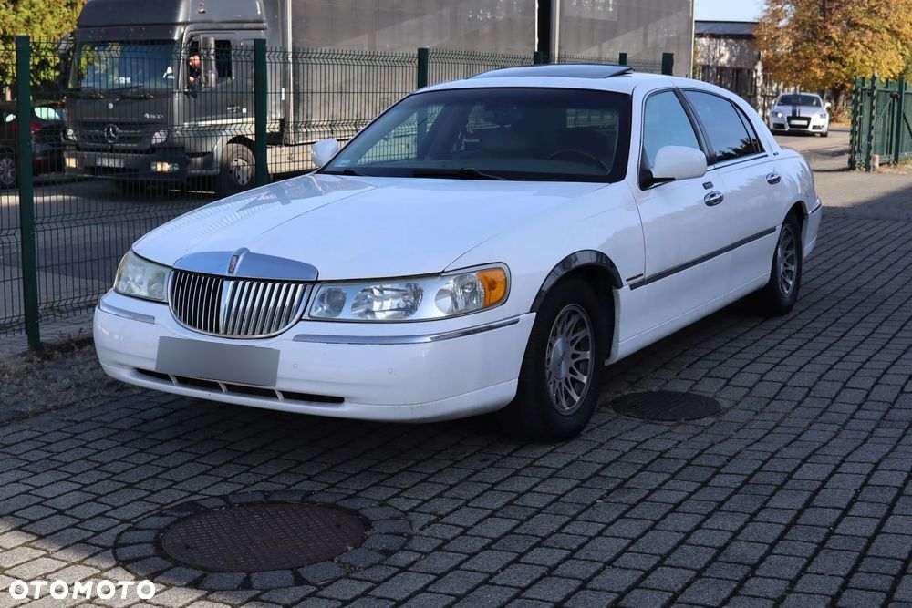 Lincoln Town Car 4.6 Signature - 1