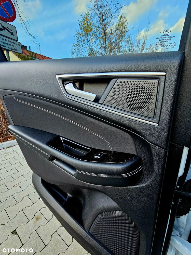 Ford Edge 2.0 EcoBlue Twin-Turbo 4WD Titanium - 21
