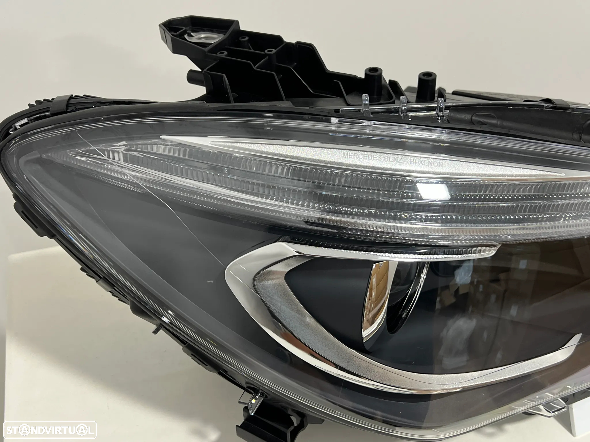 Farol Otica Original Mercedes CLA W117 Bi-Xenon lado Direito - 2