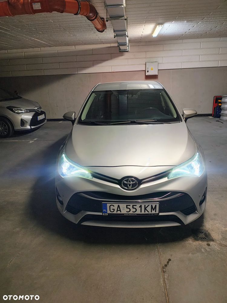 Toyota Avensis 2.0 D-4D Active Business - 4