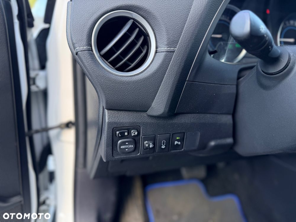 Toyota Auris Hybrid 135 Premium - 37