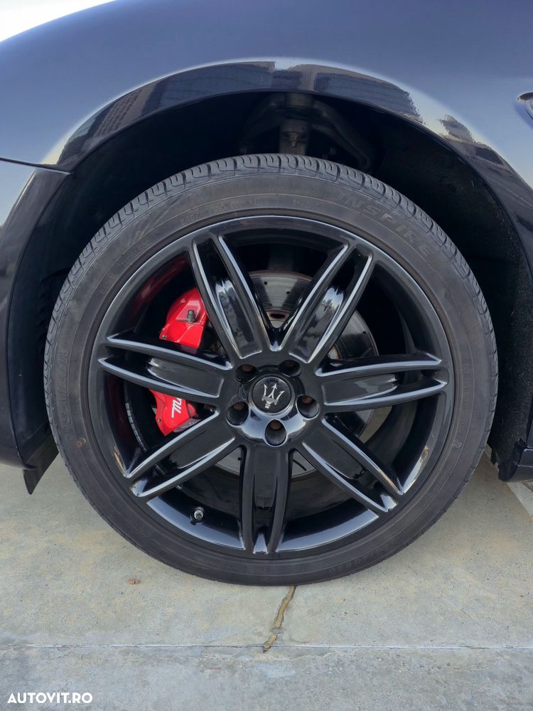 Maserati Quattroporte D GranLusso - 35