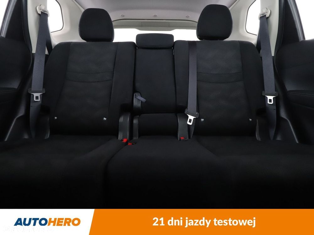 Nissan X-Trail - 15