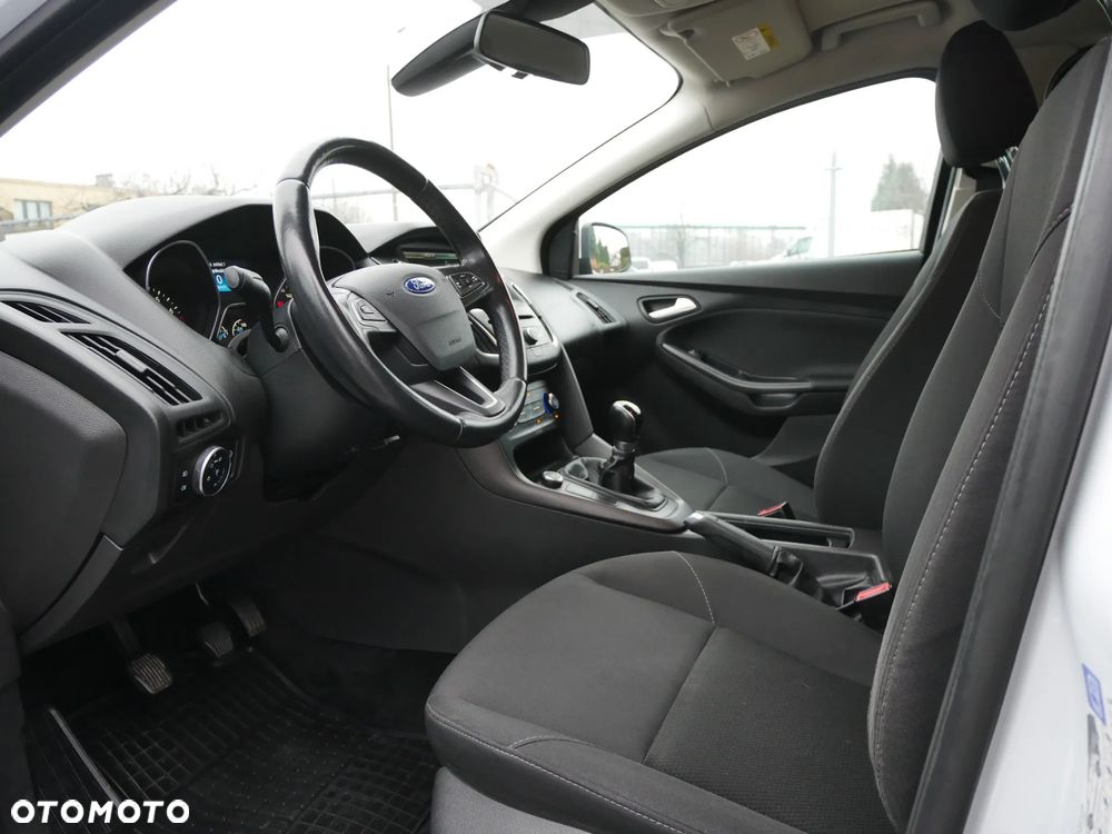Ford Focus 1.0 EcoBoost Titanium ASS - 8