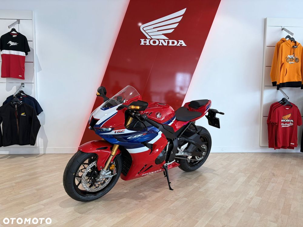 Honda CBR - 3