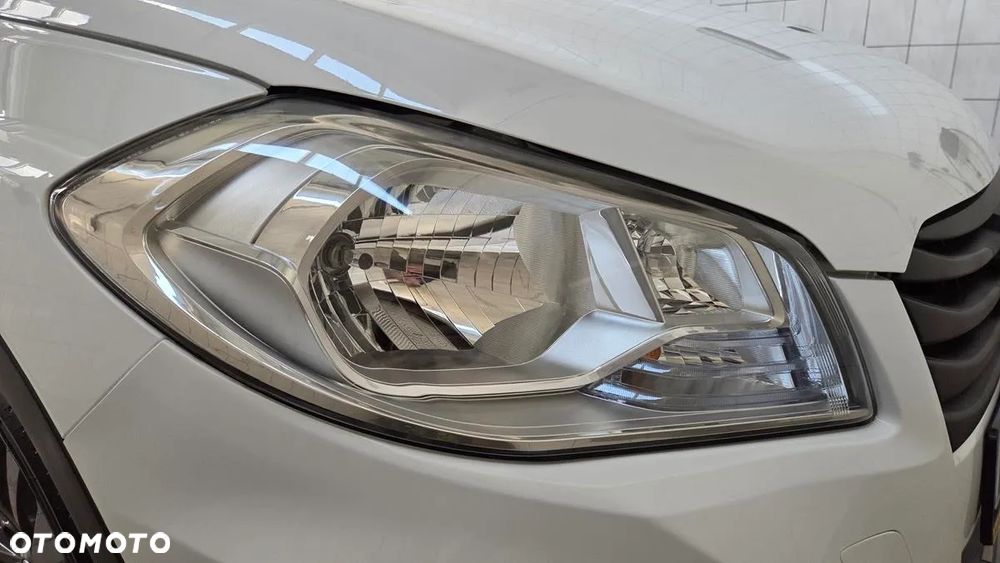 Suzuki SX4 S-Cross 1.6 Premium - 24