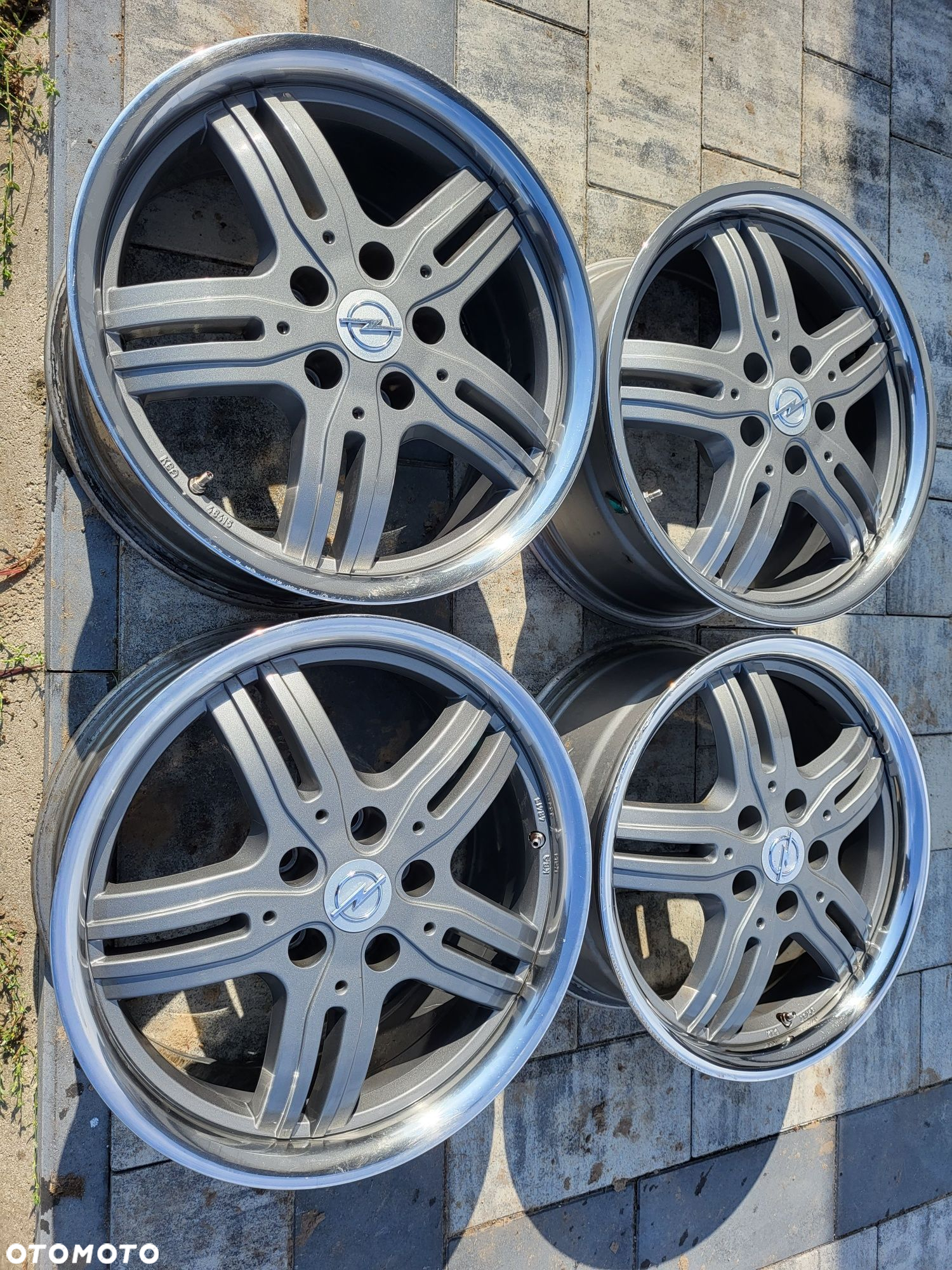 Alufelgi do Opla 5x115 8Jx17 et40 cb70,4mm rant - 7