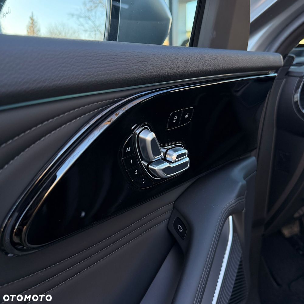 Omoda 9 1.5 Super Hybrid Exclusive AWD - 11